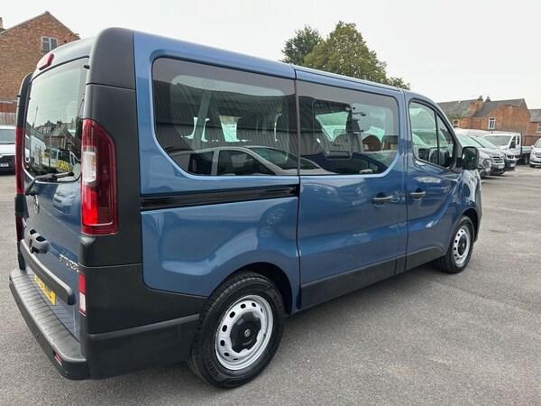 Used Vauxhall Vivaro 2015 for sale - 76029127: Photo 6
