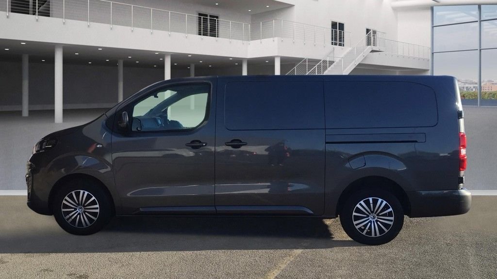 Used Vauxhall Vivaro 2019 for sale - 77133240: Photo 10