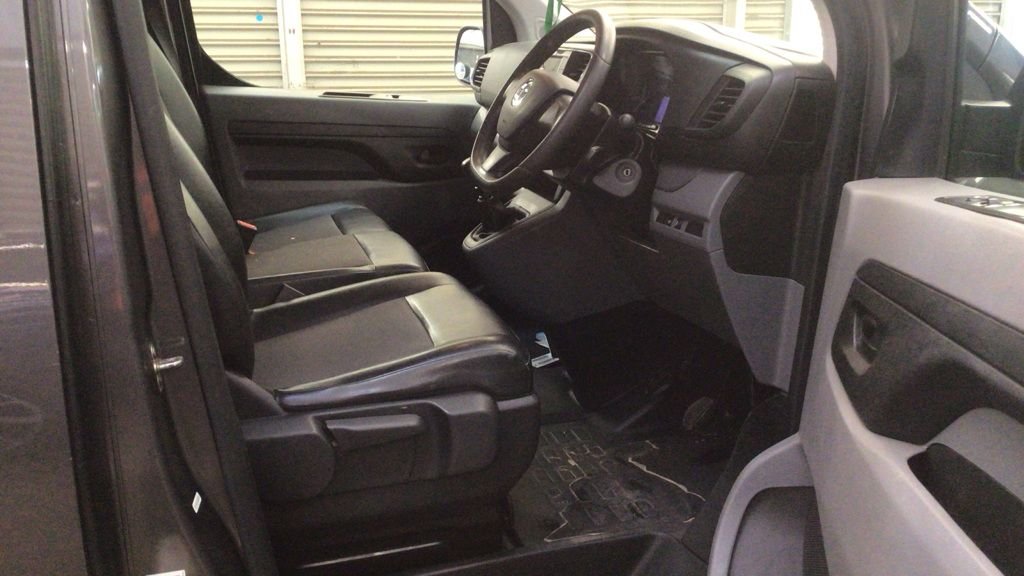 Used Vauxhall Vivaro 2019 for sale - 77133240: Photo 16