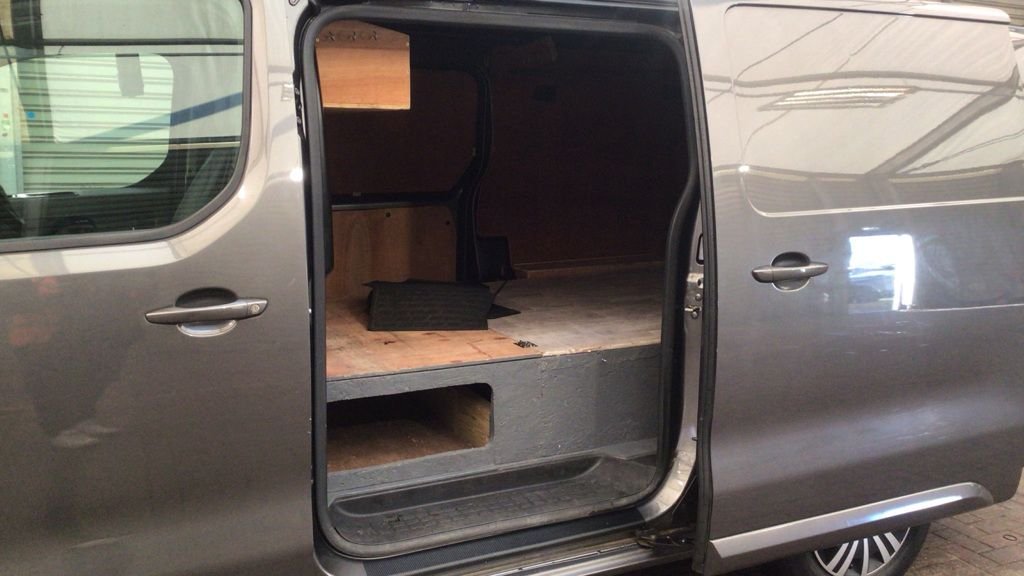 Used Vauxhall Vivaro 2019 for sale - 77133240: Photo 22