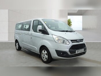Used Ford Tourneo Custom 2017 for sale - 78863575: Photo
