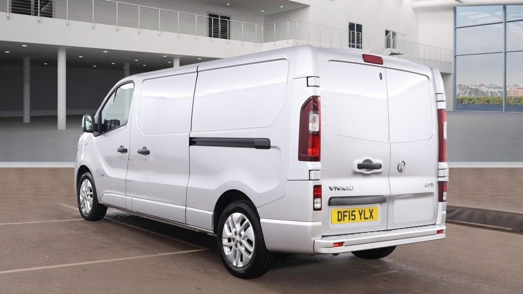 Used Vauxhall Vivaro 2015 for sale - 77534664: Photo 4