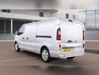 Used Vauxhall Vivaro 2015 for sale - 77534664: Photo