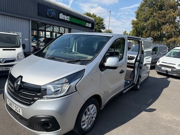 Used Renault Trafic 2017 for sale - 79518110: Photo