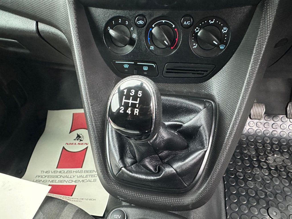 Used Ford Transit Connect 2017 for sale - 77582903: Photo 13