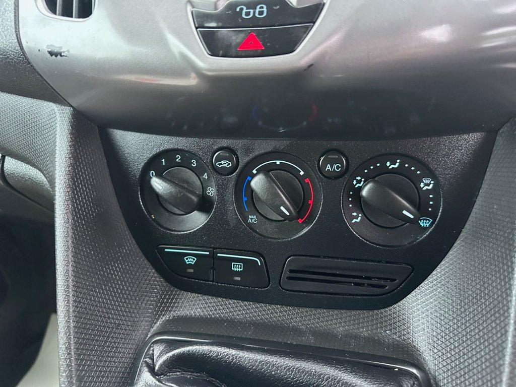 Used Ford Transit Connect 2017 for sale - 77582903: Photo 20