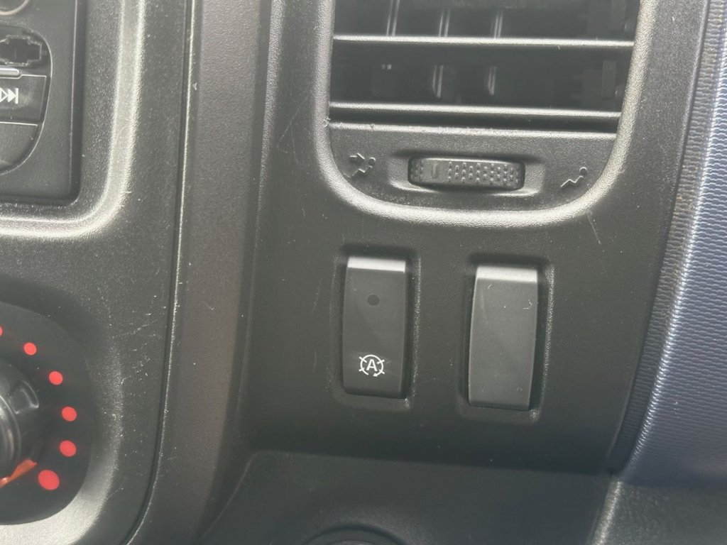 Used Vauxhall Vivaro 2016 for sale - 77199972: Photo 14