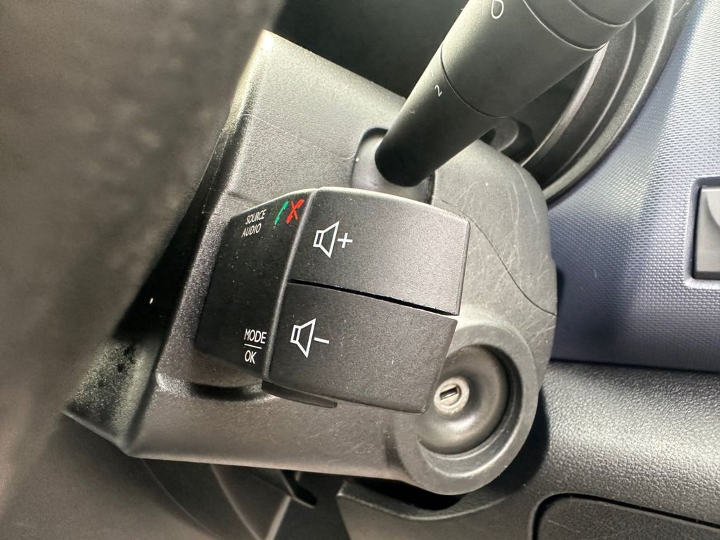 Used Vauxhall Vivaro 2016 for sale - 77199972: Photo 19