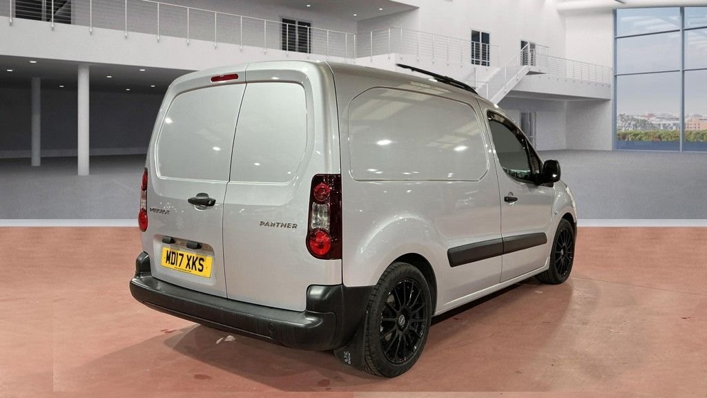 Used Peugeot Partner 2017 for sale - 77636760: Photo 4