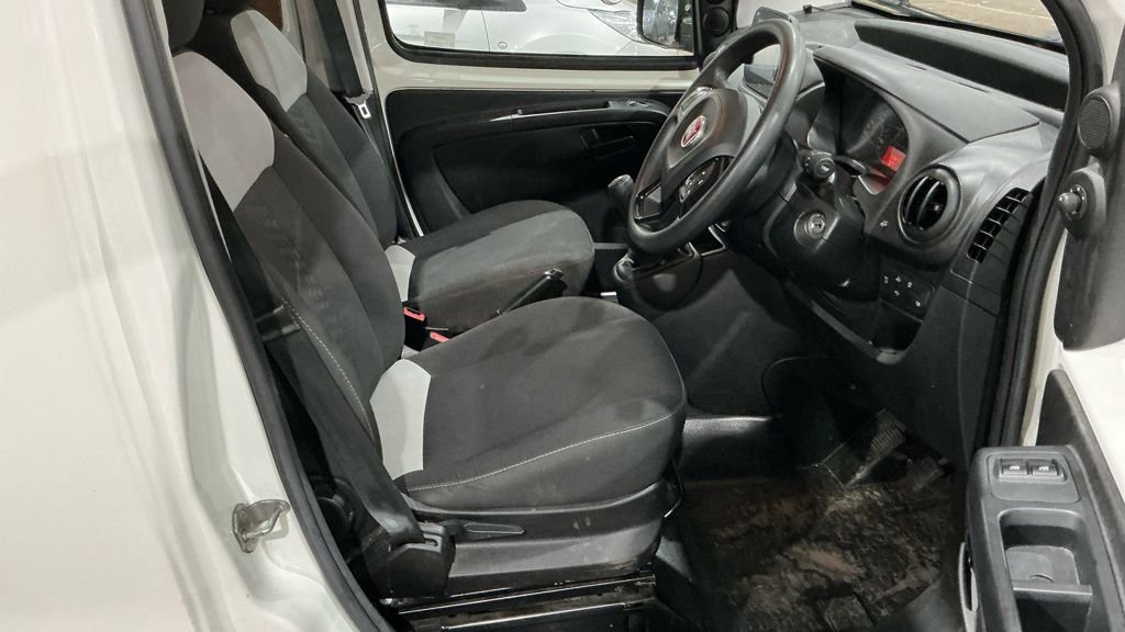 Used Fiat Fiorino 2022 for sale - 77667643: Photo 12