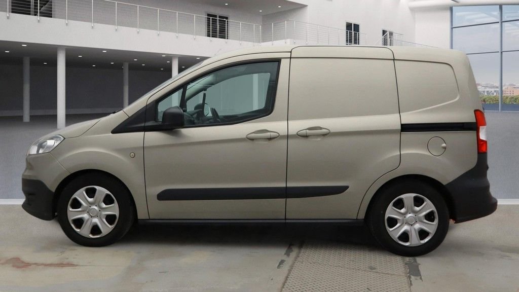 Used Ford Transit Courier 2015 for sale - 77139873: Photo 5