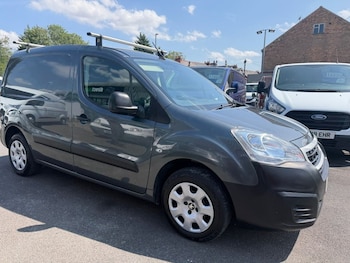 Used Peugeot Partner 2018 for sale - 79363650: Photo