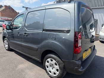Used Peugeot Partner 2018 for sale - 79363650: Photo