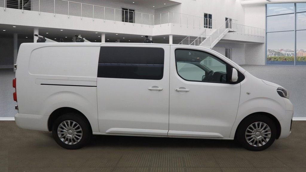 Used Toyota ProAce 2018 for sale - 77673599: Photo 8