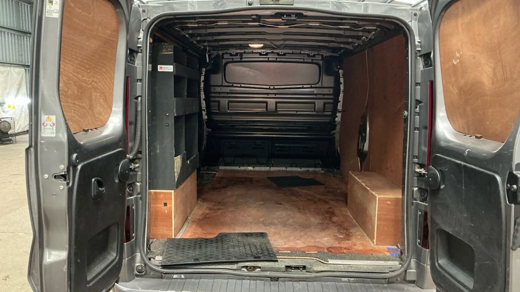 Used Vauxhall Vivaro 2019 for sale - 78030296: Photo 13