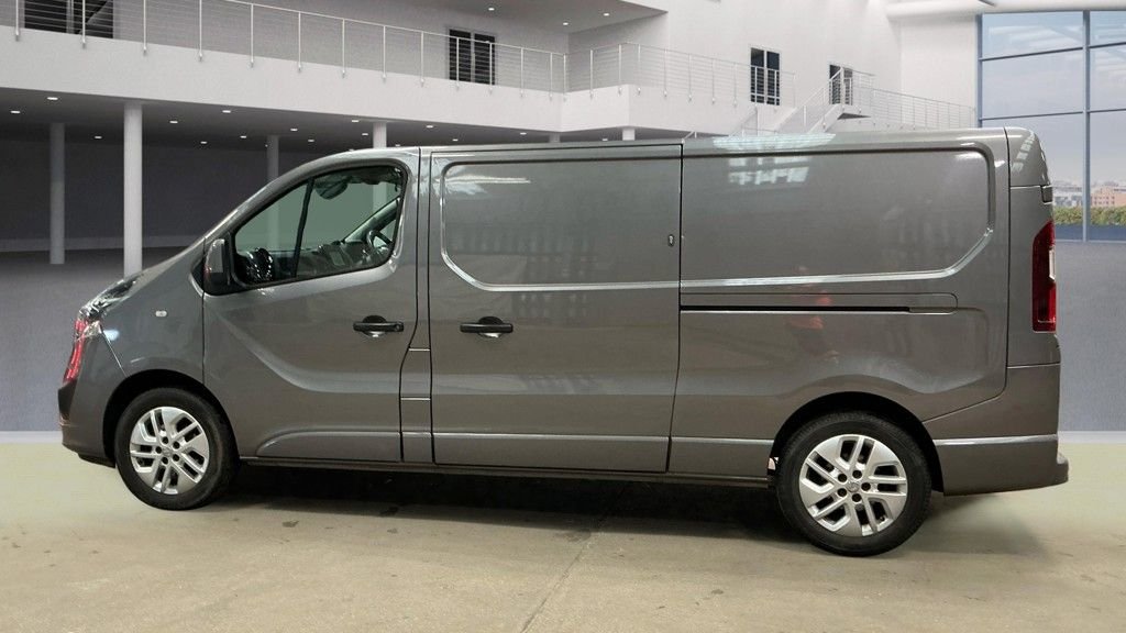 Used Vauxhall Vivaro 2019 for sale - 78030296: Photo 5
