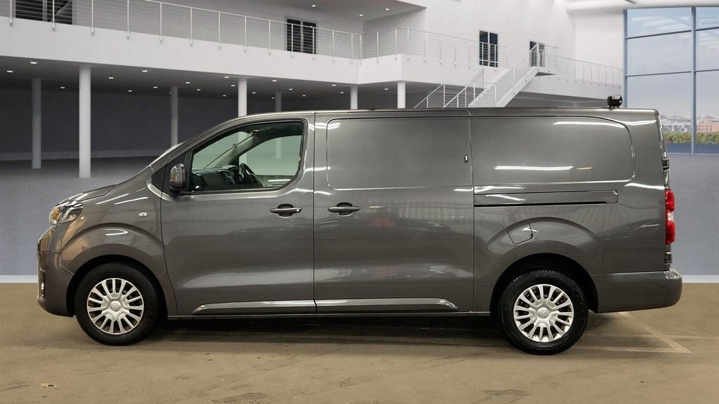 Used Toyota ProAce 2018 for sale - 77172205: Photo 9