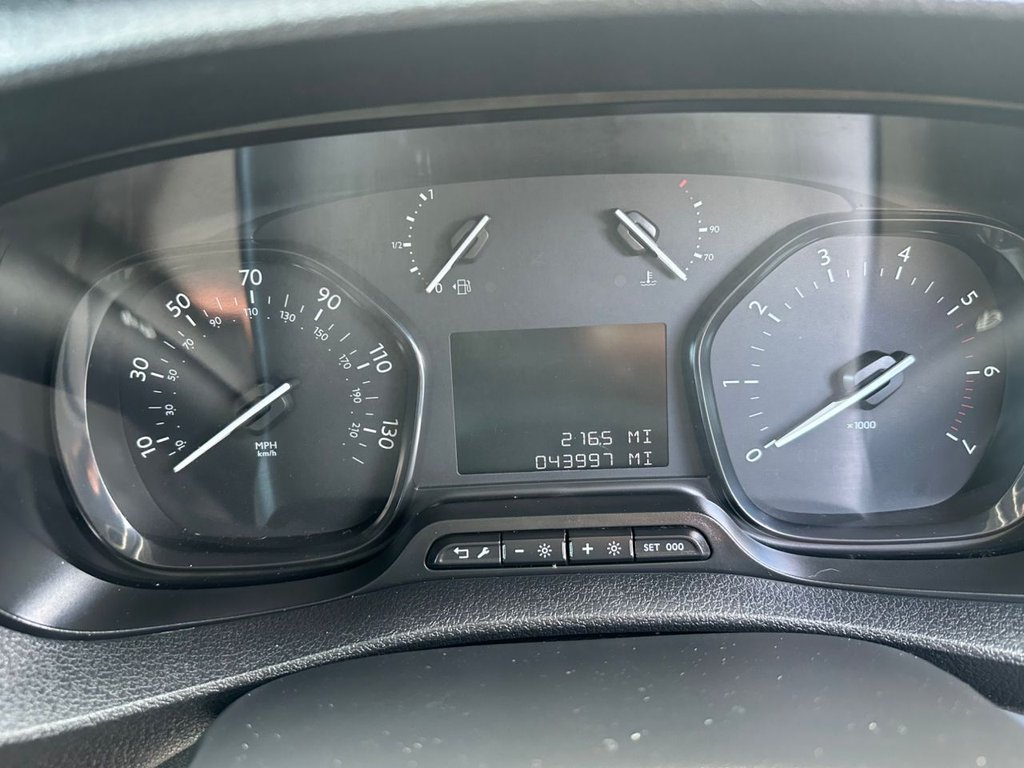 Used Vauxhall Vivaro 2020 for sale - 77521062: Photo 9