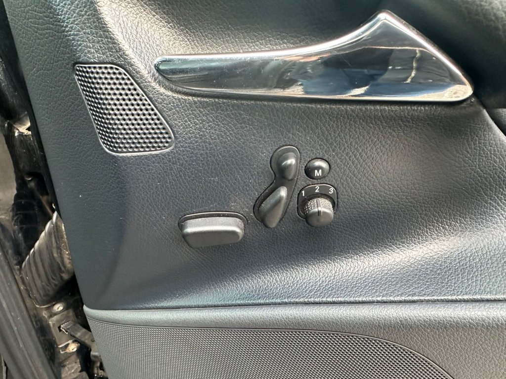 Used Mercedes-Benz Viano 2012 for sale - 76361611: Photo 5