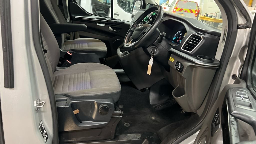 Used Ford Tourneo Custom 2020 for sale - 76740685: Photo 11