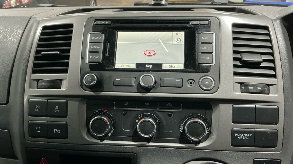 Used Volkswagen Transporter 2015 for sale - 77609044: Photo 11