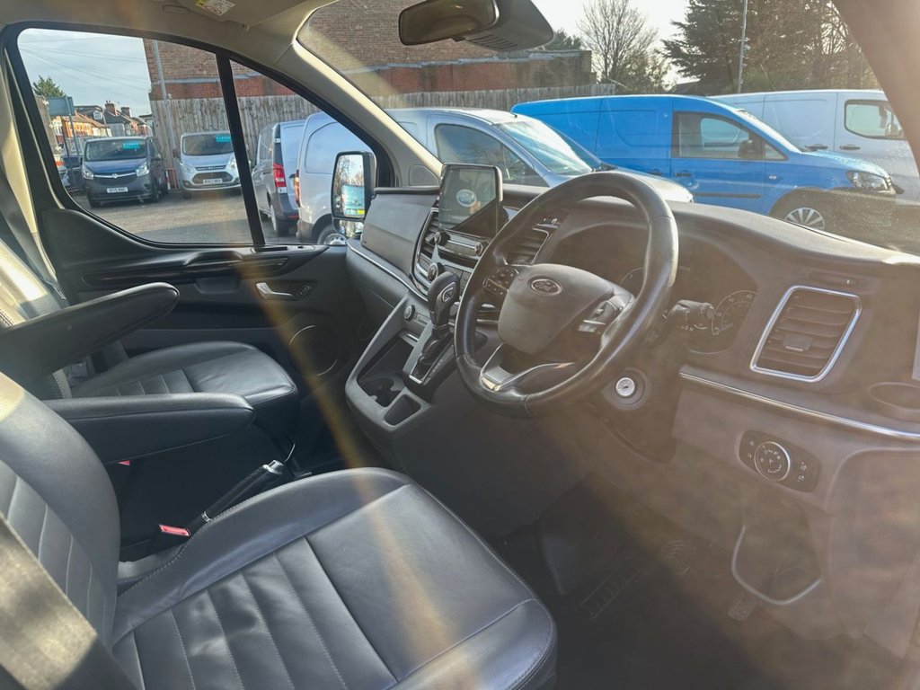 Used Ford Tourneo Custom 2018 for sale - 77133030: Photo 10