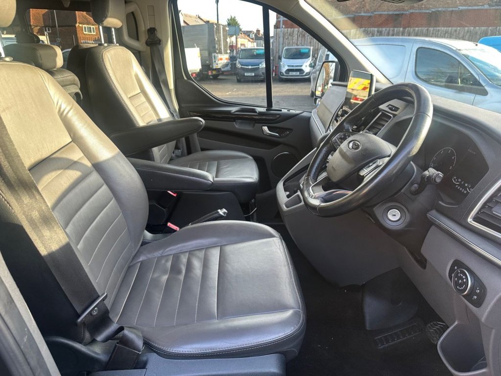 Used Ford Tourneo Custom 2018 for sale - 77133030: Photo 16