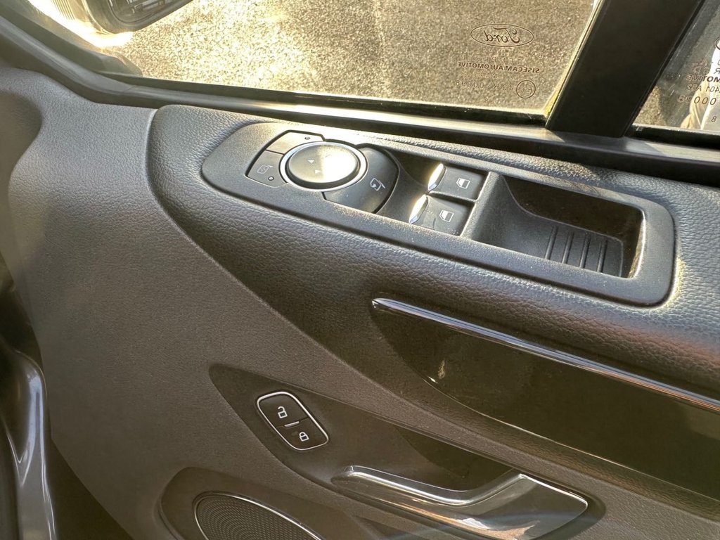 Used Ford Tourneo Custom 2018 for sale - 77133030: Photo 20