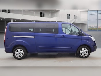 Used Ford Tourneo Custom 2017 for sale - 76178414: Photo