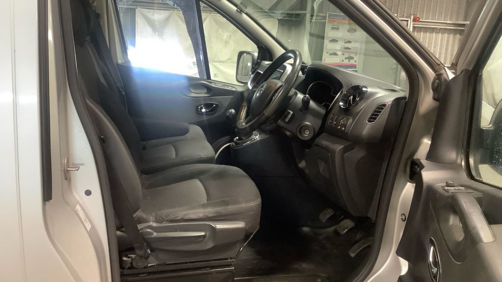 Used Vauxhall Vivaro 2015 for sale - 77280819: Photo 14