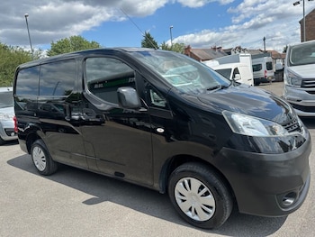 Used Nissan NV200 2018 for sale - 75062073: Photo