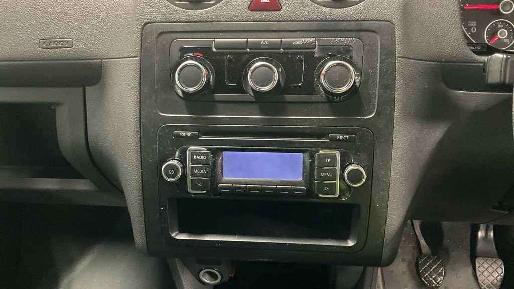 Used Volkswagen Caddy 2015 for sale - 77172215: Photo 9