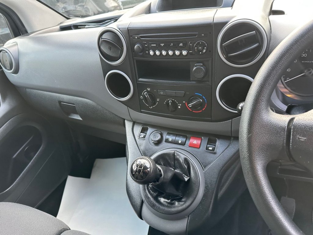 Used Peugeot Partner 2017 for sale - 77372853: Photo 14