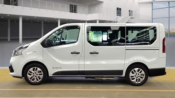 Used Renault Trafic 2017 for sale - 75685238: Photo 17