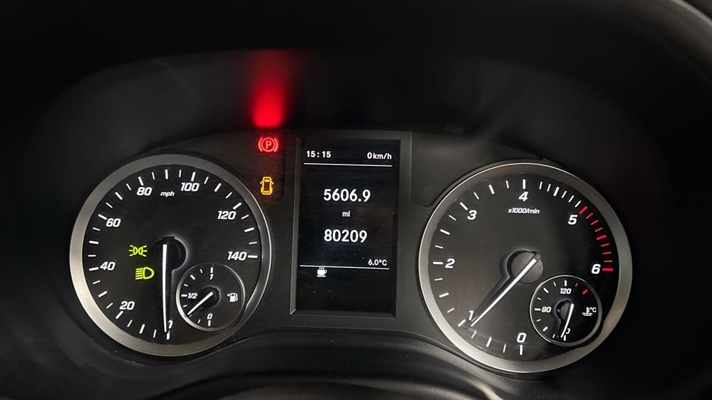 Used Mercedes-Benz Vito 2019 for sale - 77205401: Photo 11