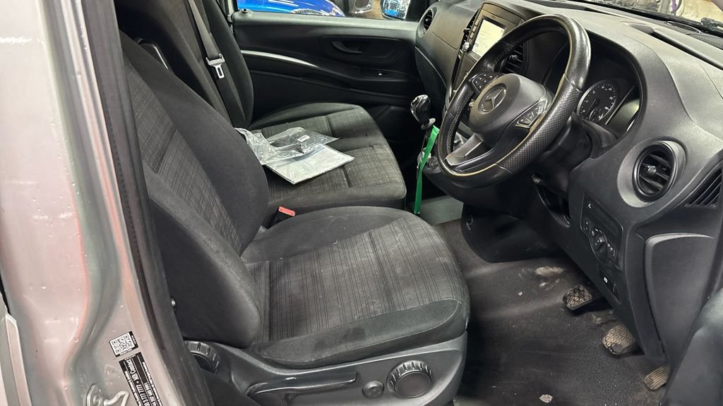 Used Mercedes-Benz Vito 2019 for sale - 77205401: Photo 12