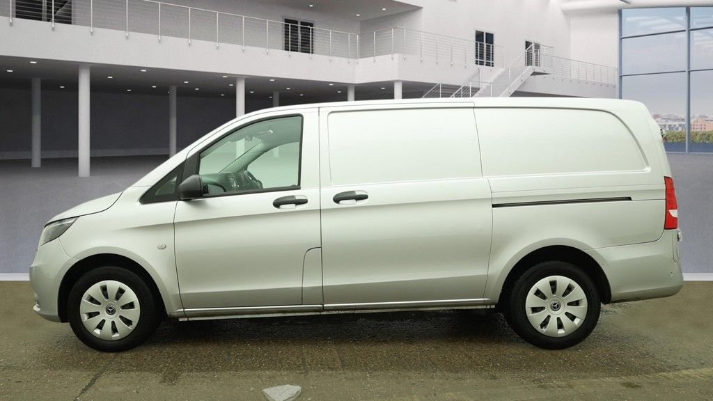 Used Mercedes-Benz Vito 2019 for sale - 77205401: Photo 4