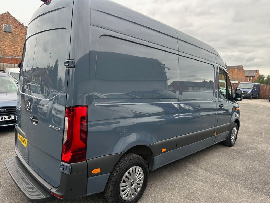 Used Mercedes-Benz Sprinter 2023 for sale - 77121512: Photo 4