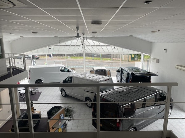 Used Vauxhall Vivaro 2019 for sale - 76250115: Photo 18