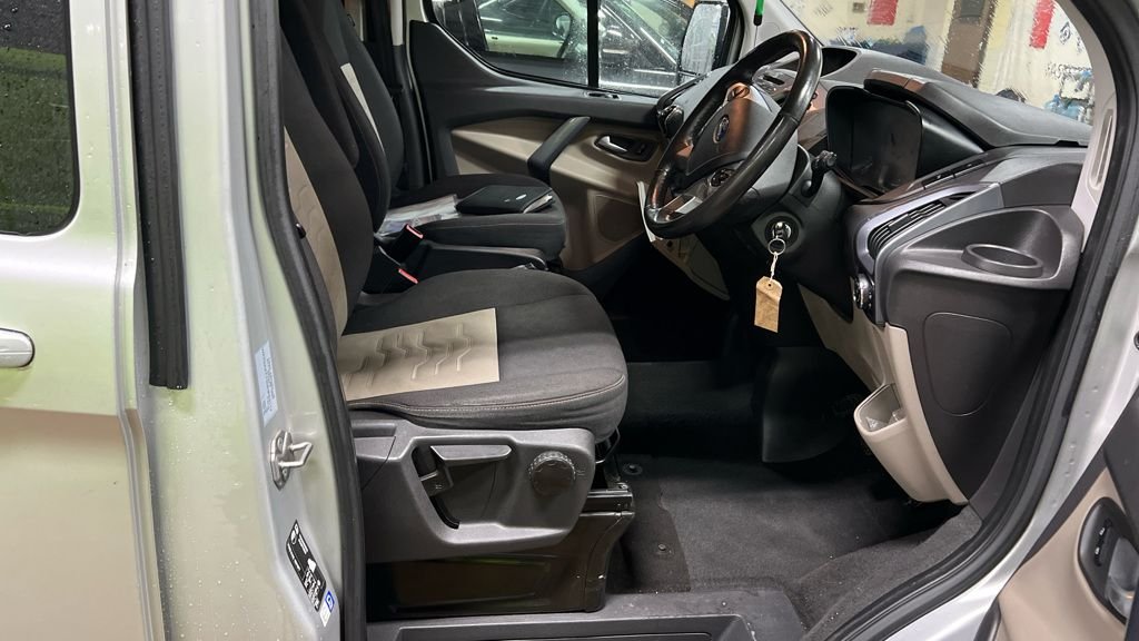 Used Ford Tourneo Custom 2017 for sale - 77525878: Photo 7