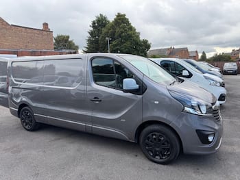 Vauxhall Vivaro feature image