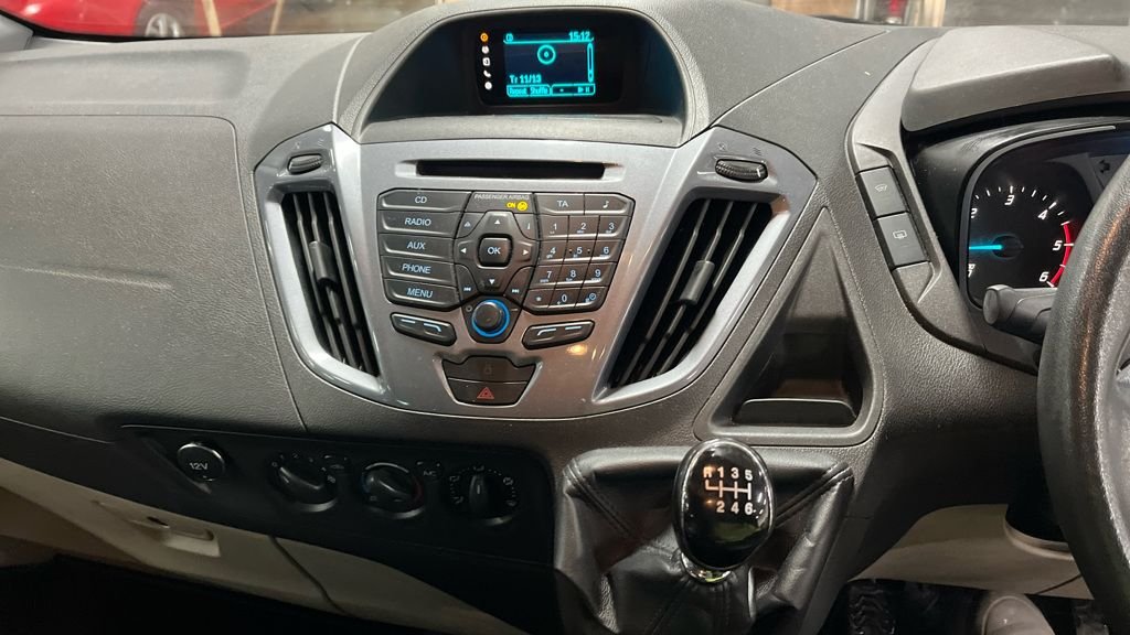 Used Ford Tourneo Custom 2015 for sale - 77820589: Photo 13