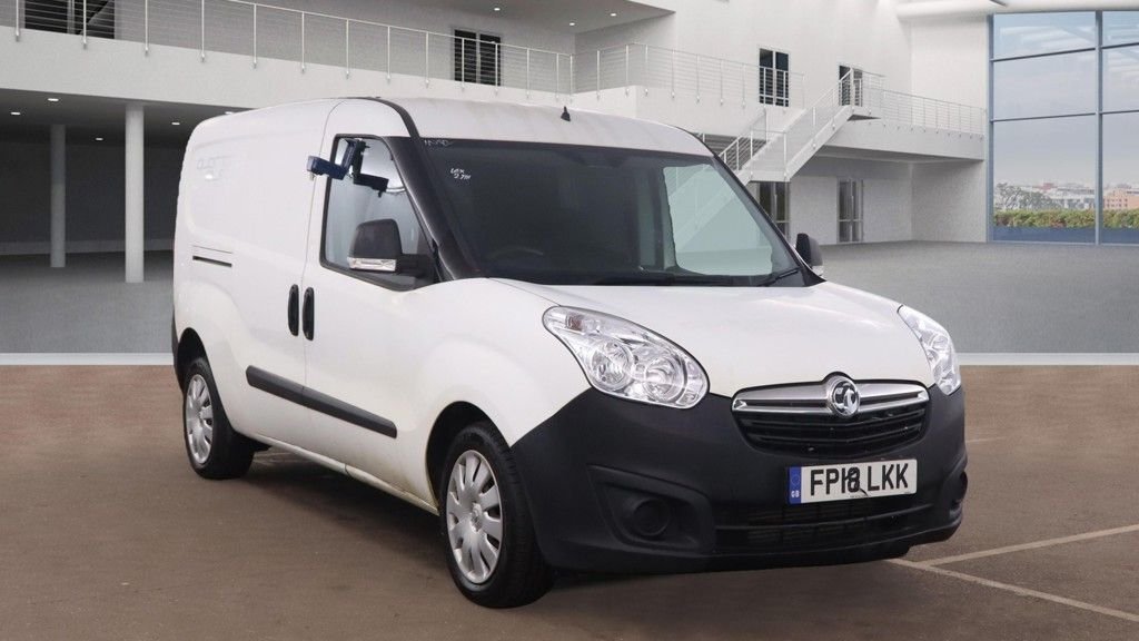 Used Vauxhall Combo 2018 for sale - 77342073: Photo 4