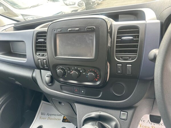 Used Vauxhall Vivaro 2017 for sale - 75924238: Photo 10
