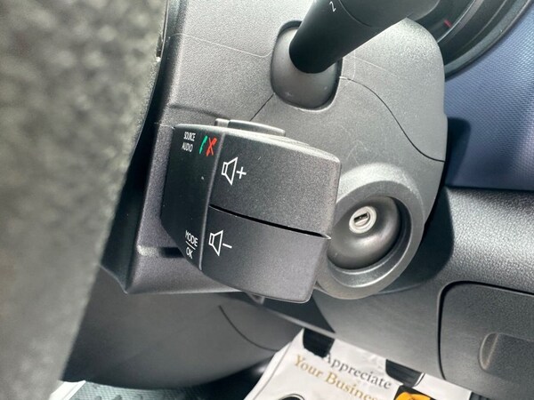 Used Vauxhall Vivaro 2017 for sale - 75924238: Photo 11