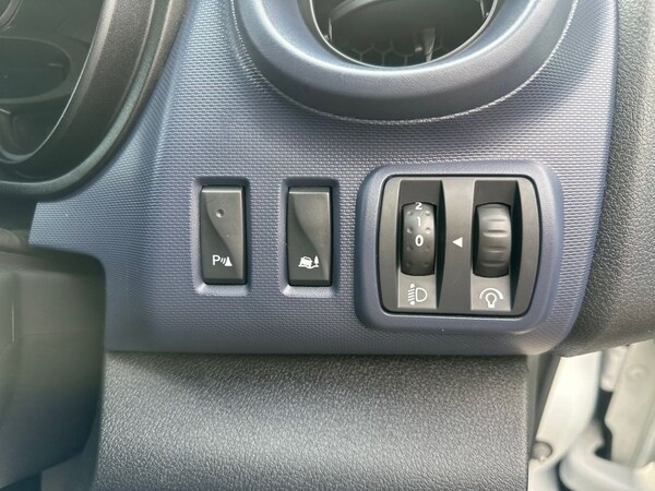 Used Vauxhall Vivaro 2017 for sale - 75924238: Photo 14
