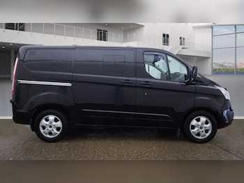 Used Ford Transit Custom 2016 for sale - 76317140: Photo