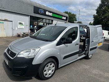 Used Peugeot Partner 2018 for sale - 79305631: Photo