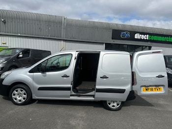 Used Peugeot Partner 2018 for sale - 79305631: Photo