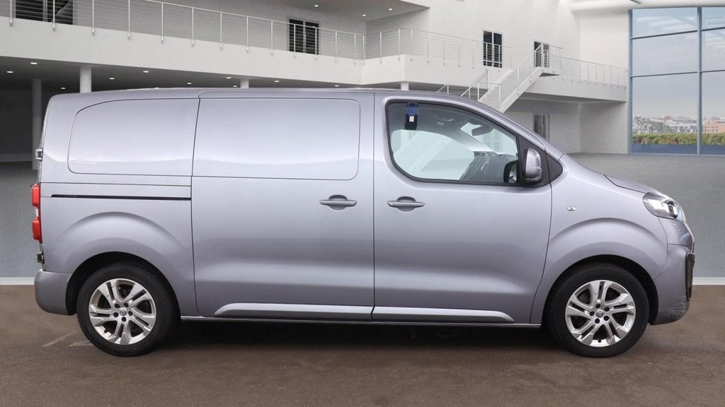 Used Vauxhall Vivaro 2021 for sale - 77583510: Photo 3
